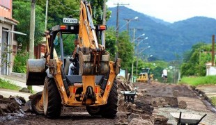 Prefeita inicia  “Programa Municipal de Reurbanização de bairros”