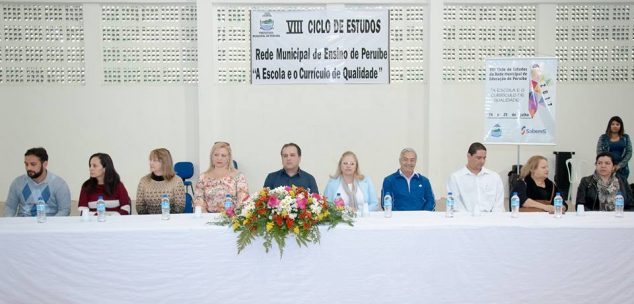 A Secretaria Municipal de Educação deu início ao VIII Ciclo de Estudos