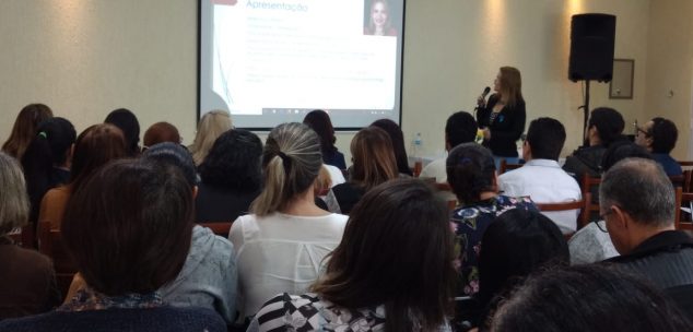 Educação promove palestra sobre sala de aula com aluno com autismo