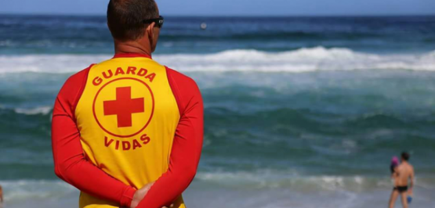 Corpo de Bombeiros está com vagas abertas para guarda-vidas temporários