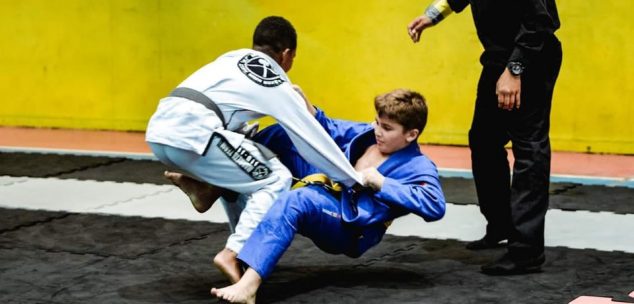 Atletas de Peruíbe destacam-se em campeonato de Jiu-Jitsu