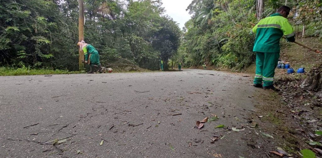 Serviço de zeladoria cresce em diversos pontos de Peruíbe