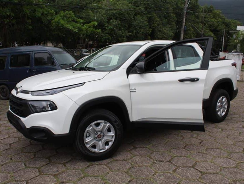 CAPS DE PERUÍBE RECEBE NOVO CARRO PARA ATENDIMENTO