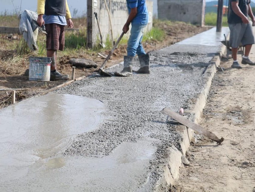 PAVIMENTAÇÃO AVANÇA NO ESTÂNCIA DOS EUCALIPTOS