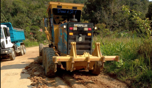 SECRETARIA DE OBRAS SEGUE COM SERVIÇO DE ZELADORIA PELA CIDADE