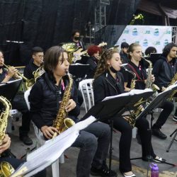 PRAÇA FLÓRIDA RECEBE BANDA MUNICIPAL DE CANANÉIA E MAESTRO