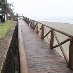 NOVOS ACESSOS À PRAIA SÃO REALIZADOS NA CIDADE NOVA PERUÍBE