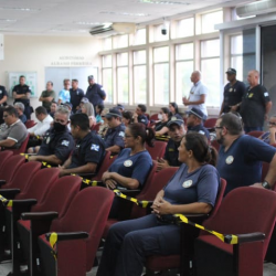 AGENTES DA GUARDA CIVIL MUNICIPAL PARTICIPAM DE CONCLUSÃO DE CURSO