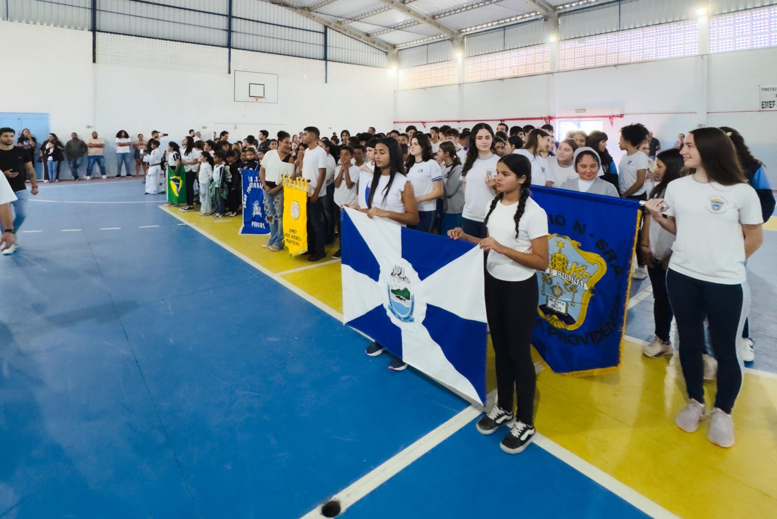 PREFEITURA REALIZA ABERTURA DOS JOGOS ESCOLARES 2025