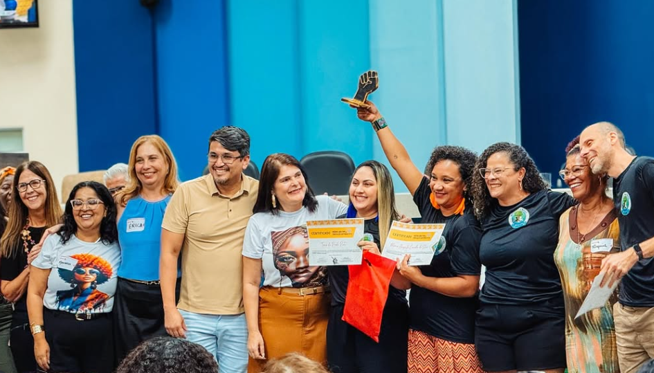 PRÊMIO ABAYOMI ENCERRA MÊS DA CONSCIÊNCIA NEGRA