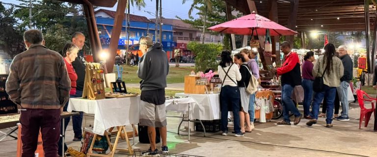 PRAÇA FLÓRIDA TEM PROGRAMAÇÃO ESPECIAL