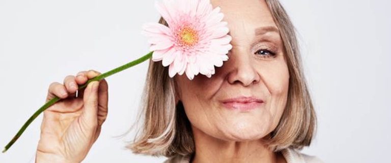 PERUÍBE PROMOVE RODA DE CONVERSA SOBRE A MENOPAUSA